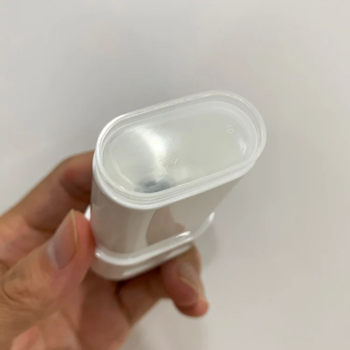 top of 15ml deodorant container