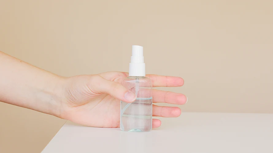 can you put perfume in a plastic spray bottle - 1