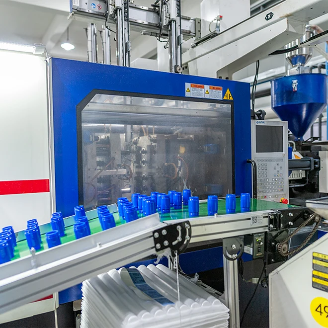 injection molding for cosmetic packaging - 3