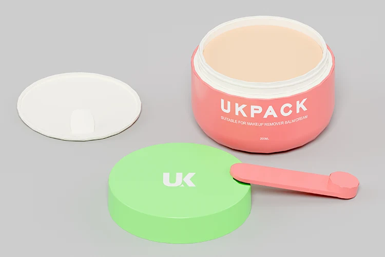 cleansing balm jar with separate spatula and inner lid design